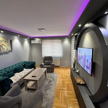 Apartman Lux S&V 1 Lukavica Istocno Sarajevo Hilandarska Centar Lejlighed Eksteriør billede
