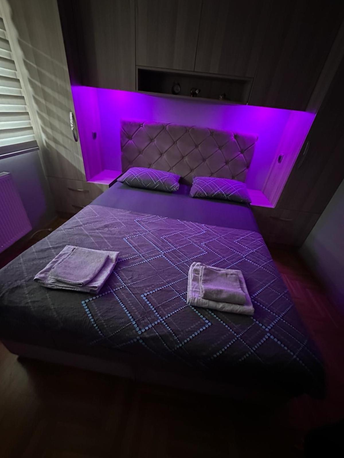 Apartman Lux S&V 1 Lukavica Istocno Sarajevo Hilandarska Centar Lejlighed Eksteriør billede