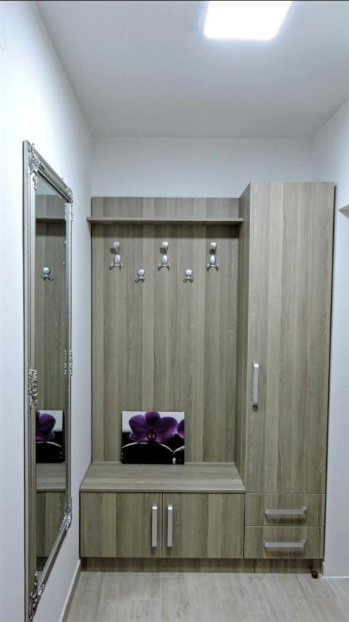 Apartman Lux S&V 1 Lukavica Istocno Sarajevo Hilandarska Centar Lejlighed Eksteriør billede